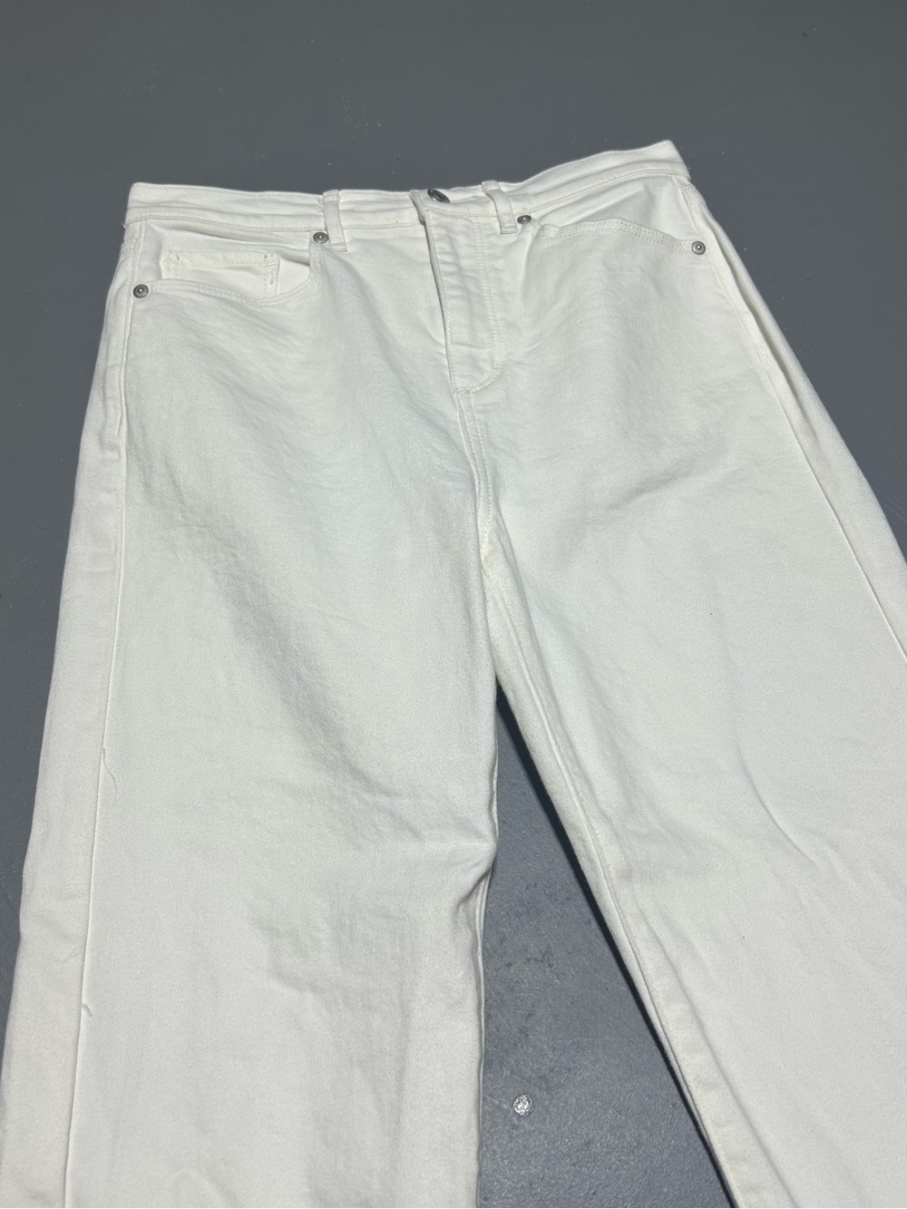 LOFT “The Slim” White Jeans (Women’s Size 27) - Picture 3 of 11